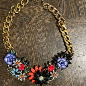 Gorgeous floral necklace